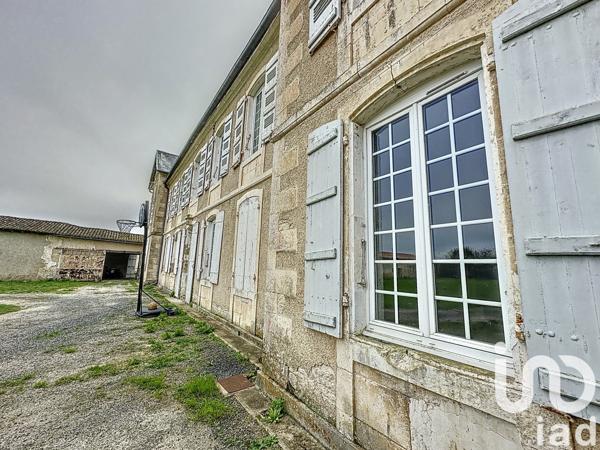 Maison à vendre 14 pièces 540 m² Mauzé-sur-le-Mignon