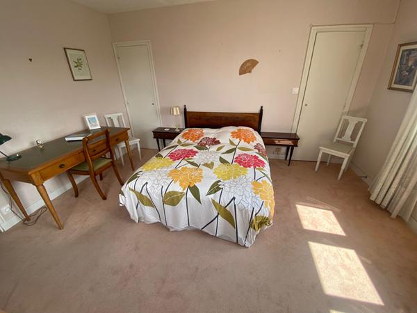 Concarneau Belle maison de 165 m² avec vue mer sur un sous sol complet en excellent état