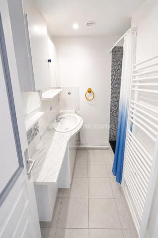 Appartement 2 pièces avec terrasse et garage - centre ville de MARSEILLAN PLAGE (34)
