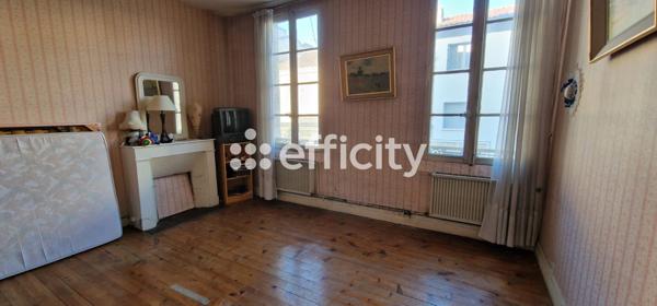 Maison 7 pièces - 180 m²