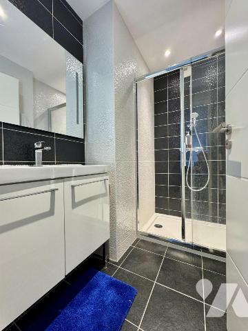 NANTES CENTRE Feydeau - Appartement T4 90m² avec terrasses et garage.  