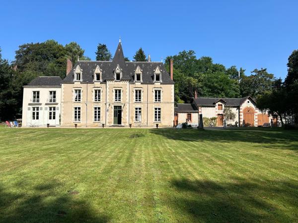 Maison à LE MANS, 72000 - 16 pièces 400m²