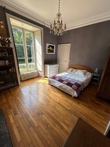 Maison à LE MANS, 72000 - 16 pièces 400m²