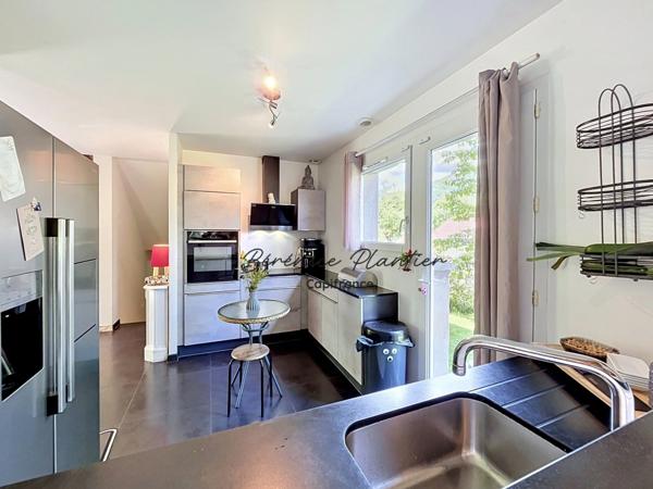 Sur les hauteurs de Fillinges Maison  7 pièces  (74)