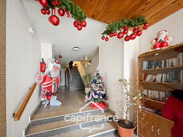 Appartement à vendre 4 pièces Garage , cave et local à vélo Hauteur de Dieppe