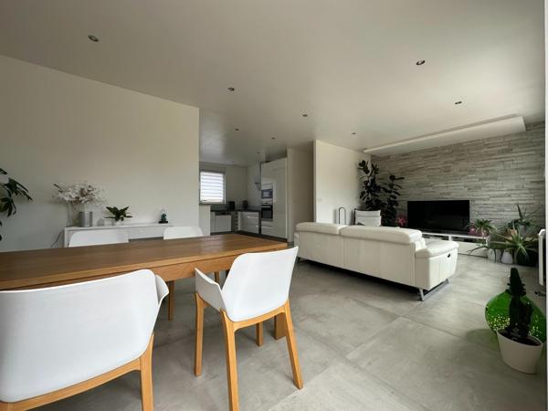 Centre ville, maison, 3 pièces, 2 chambres, double garage, terrasse