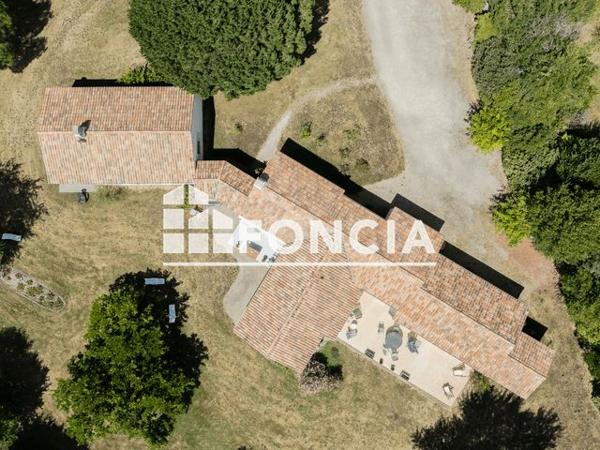 À vendre Maison 7 pièces 229 m² - L'aiguillon-sur-vie 85220