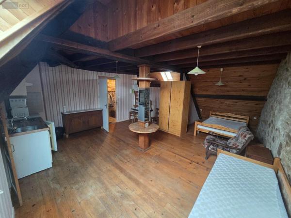 Immeuble à vendre à Sauveterre-de-Rouergue dans l'Aveyron (12800), ref : 1180