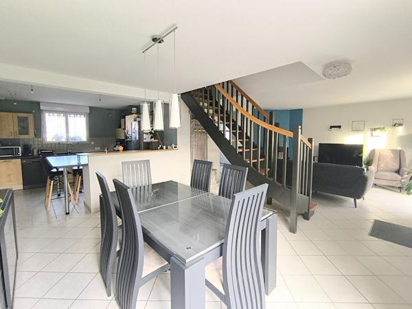 À VENDRE - Maison familiale au Lion-d'Angers