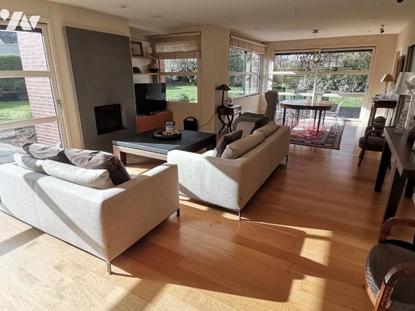 PACE - Centre-ville, maison de 2004, 174 m² hab. et 1220 m² de terrain