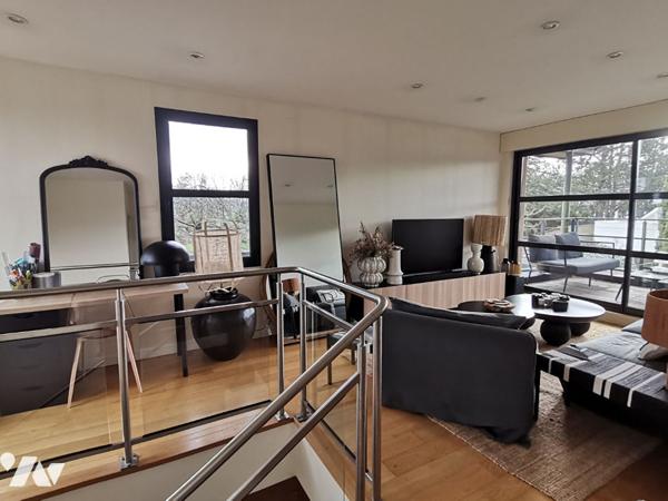 PACE - Centre-ville, maison de 2004, 174 m² hab. et 1220 m² de terrain