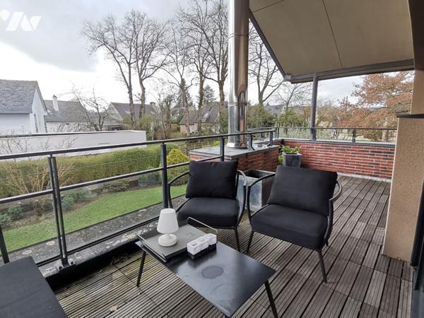 PACE - Centre-ville, maison de 2004, 174 m² hab. et 1220 m² de terrain