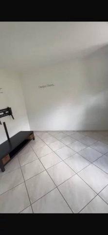 POUR INVESTISSEURS APPARTEMENT T3 AVEC 2 CHAMBRES  LOUE 650 EUROS HORS CHARGES