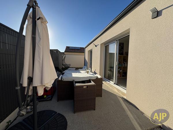 Maison à louer Treize Septiers : 4 pièces, 80m² avec 3 chambre(s) à 942€ - AJP Immobilier Montaigu