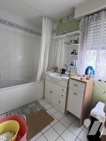 CALAIS NORD – BEL APPARTEMENT T3 DE 76 M² AVEC BALCON, PARKING ET ASCENSEUR