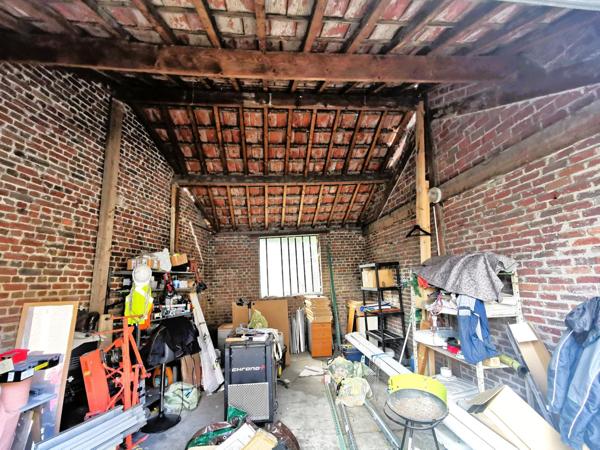 Garages à côté de la gare !