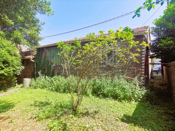 Garages à côté de la gare !