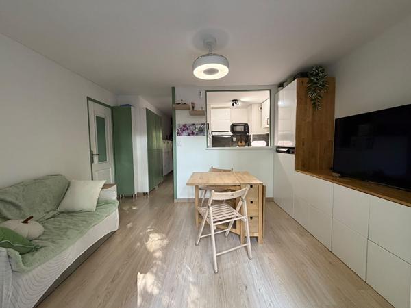 A vendre Appartement F2 - Jardinet - Parking  CREGY LES MEAUX - Calme et lumineux