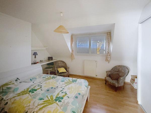 MAISON FAMILIALE AVEC BEAU JARDIN À CAUDAN