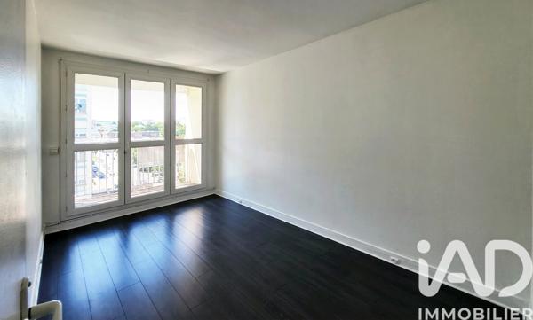 Appartement à vendre 4 pièces 80,9 m² Chaville