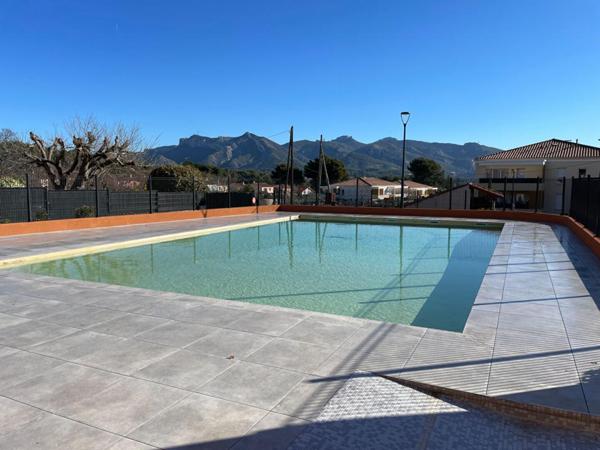 Aubagne Résidence "Le domaine des Solans", appartement  T4 rez de jardin