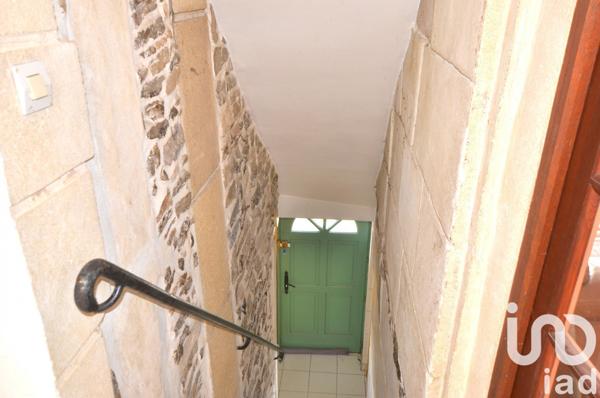 Maison 7 pièces de 136 m² à Marguerittes (30320)