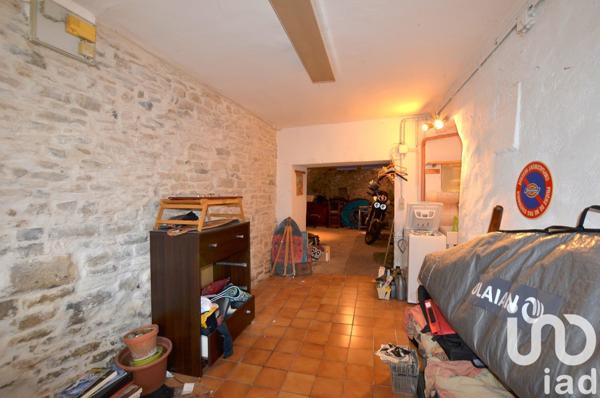 Maison 7 pièces de 136 m² à Marguerittes (30320)