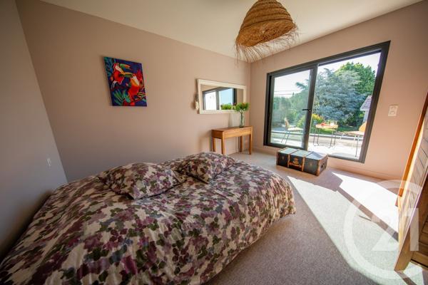 Maison à vendre  5 pièces - 107,23 m 2   ST MEDARD EN JALLES  - 33