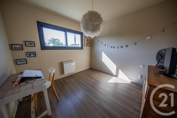 Maison à vendre  5 pièces - 107,23 m 2   ST MEDARD EN JALLES  - 33