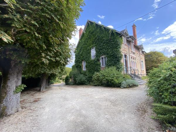 Maison à vendre à Saint-Amand-Montrond (18200) - Cher
