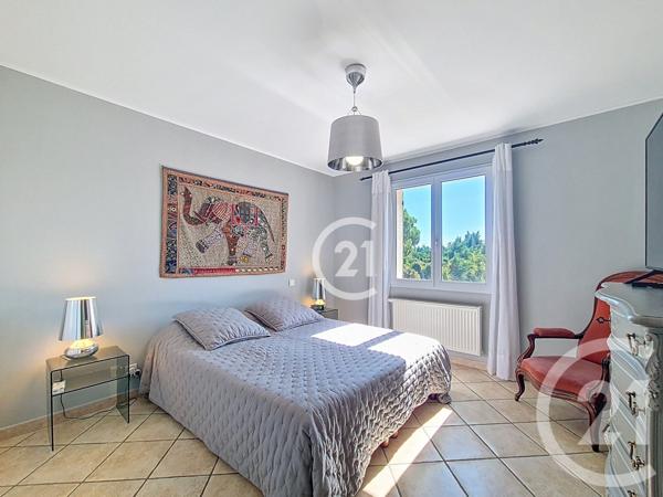 Maison à vendre  6 pièces - 151 m2 MOURIES - 13