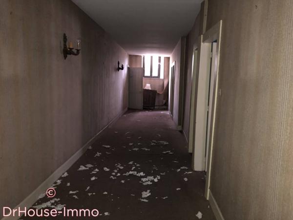 Maison à vendre 20 pièces de 600 m²