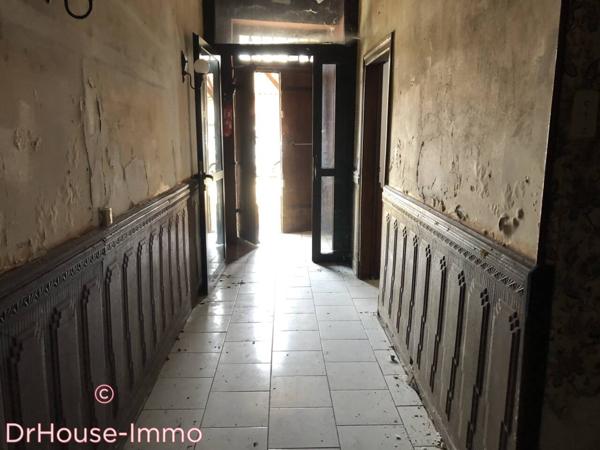 Maison à vendre 20 pièces de 600 m²