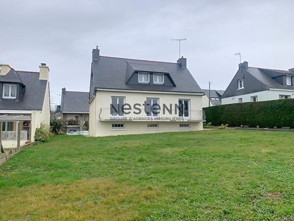 Maison sur sous-sol à vendre dans le centre de Muzillac