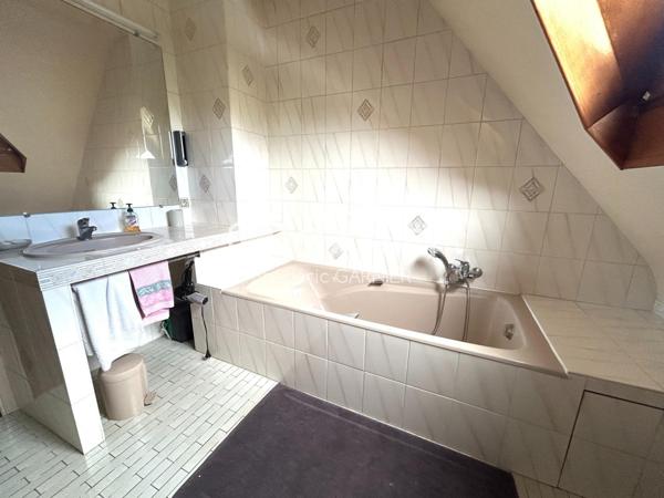 Maison de 168 m², 6 pièces, 3 chambres