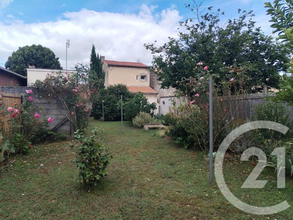 Maison à vendre  3 pièces - 83 m 2   CERONS  - 33