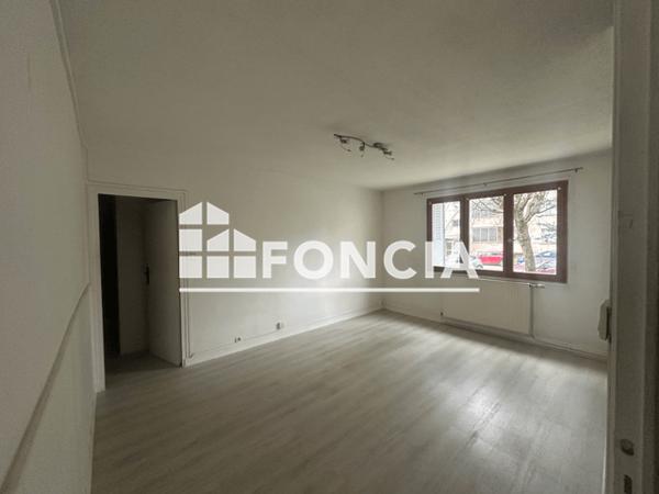 Location Appartement 3 pièces 52.27 m² - LA CROIX DU PATRE Saint Martin D Heres 38400