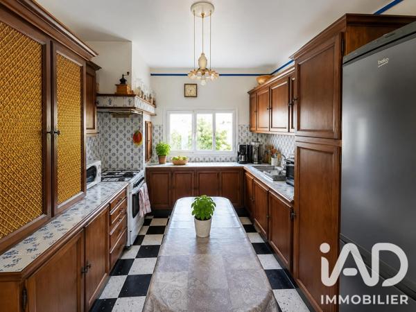 Maison à vendre 5 pièces 105 m² Gallargues-le-Montueux