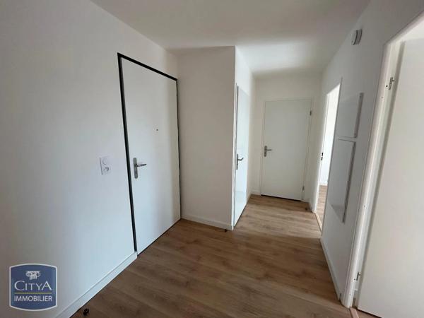 Appartement à louer 3 pièces 66.29m² Précy-sur-Oise (60460)