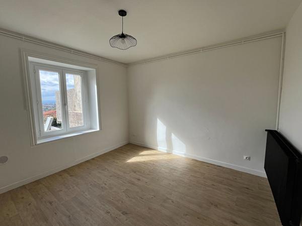 Appartement Thiers 3 pièce(s) 67 m2 - Rue des Horts