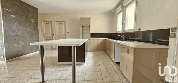 Maison à vendre 4 pièces 157 m² Monnaie