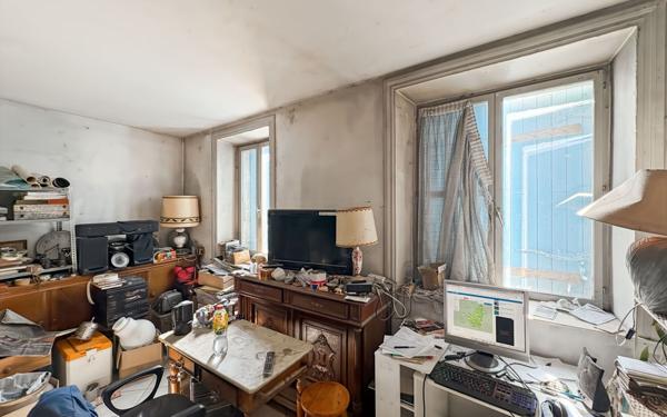 Appartement à vendre    2 pièces • 69 m2 Livron-sur-Drôme