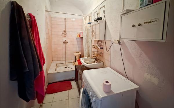 Appartement à vendre    2 pièces • 69 m2 Livron-sur-Drôme