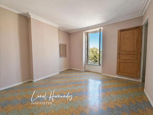 Alès, centre historique : Appartement Duplex d'exception - 125 m² - Dernier étage - Terrasse tropézienne avec vue panoramique