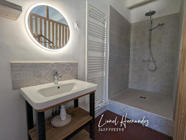 Alès, centre historique : Appartement Duplex d'exception - 125 m² - Dernier étage - Terrasse tropézienne avec vue panoramique