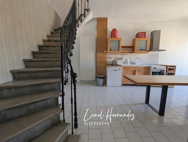 Alès, centre historique : Appartement Duplex d'exception - 125 m² - Dernier étage - Terrasse tropézienne avec vue panoramique