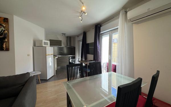 Immeuble à vendre    6 pièces •  Marseillan