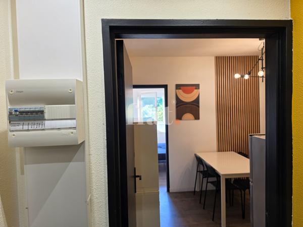 Appartement
                                                                                                                                                                                                                                                                                                                        3 pièce(s)                                                                                                                                                                                                          2 chambre(s)                                                                                                                                                                                                          56.4  m²