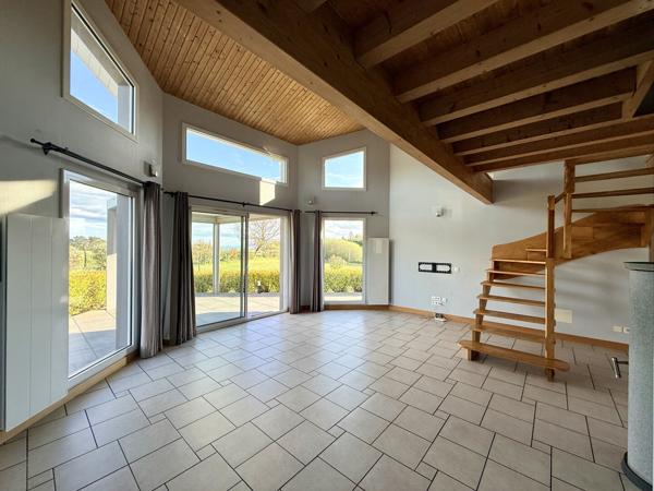 Maison familiale - 4 chambres - jardin - vue dégagée - garage double