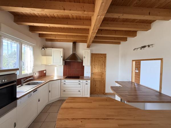 Maison familiale - 4 chambres - jardin - vue dégagée - garage double